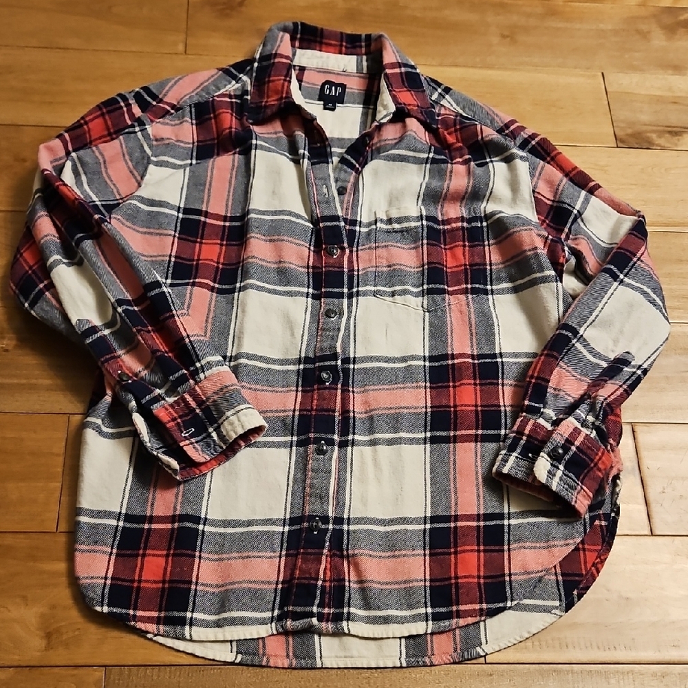 GAP Men's Casual Red and Cream Plaid Shirt